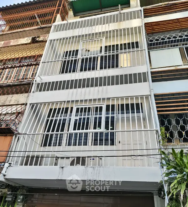 image_rental-27779182