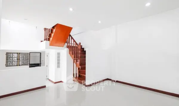 image_rental-14691463