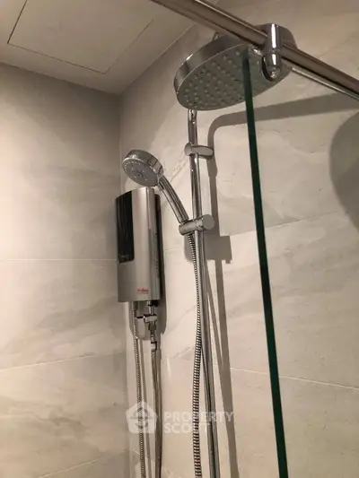  1 Bedroom Condo at Rhythm Ekkamai-4