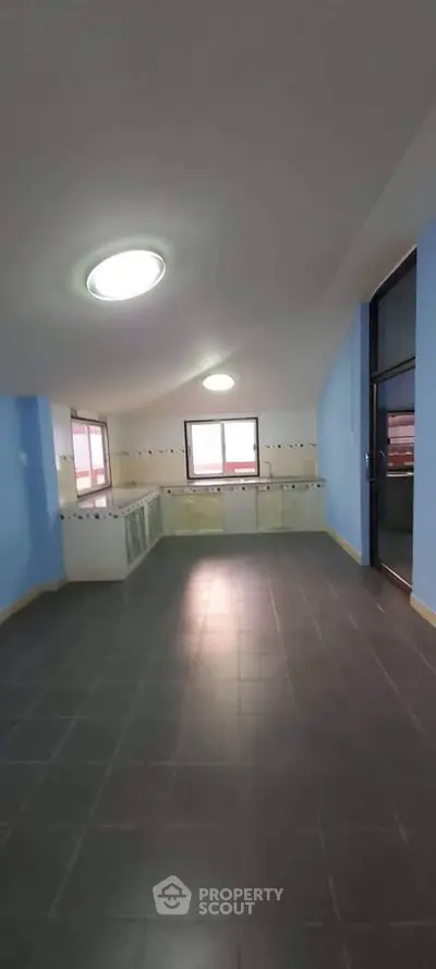 image_rental-28697594