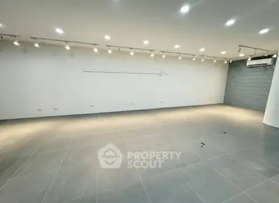 image_rental-27219333