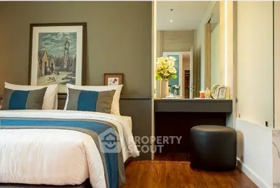 Luxurious bedroom with elegant decor and cozy ambiance, perfect for relaxation.