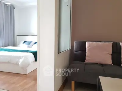 Fully Furnished 1 Bedroom Condo at Ivy Ratchada-2