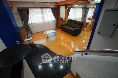  3 Bedrooms Condo at Regent Royal Place 2 Condominium-4