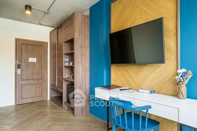 Fully Furnished 1 Bedroom Apartment at W Station Hotel-2
