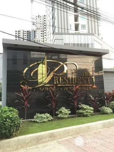  1 Bedroom Condo at The President Sathorn Ratchapruek 2-3