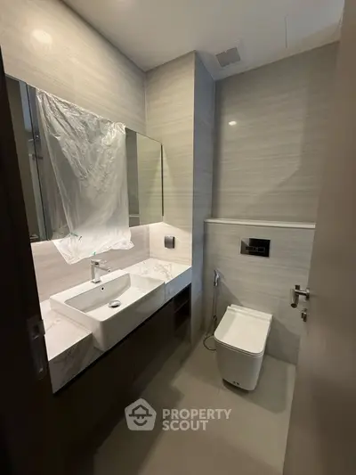 Modern bathroom with sleek design and contemporary fixtures
