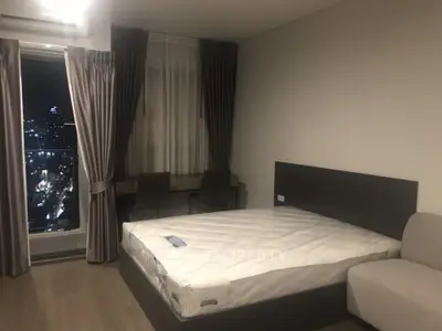  1 Bedroom Condo at Ideo Phahoi Chatuchak-5