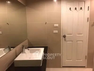  2 Bedrooms Condo at Belle Grand Rama 9-4