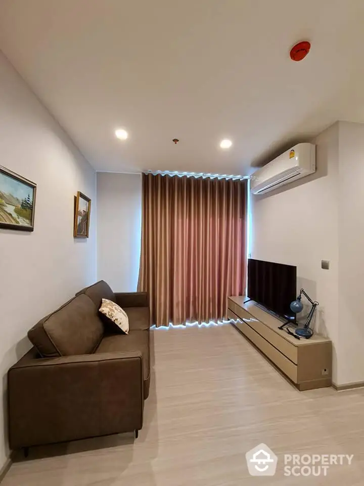  2 Bedrooms Condo at Life Sukhumvit 62-1