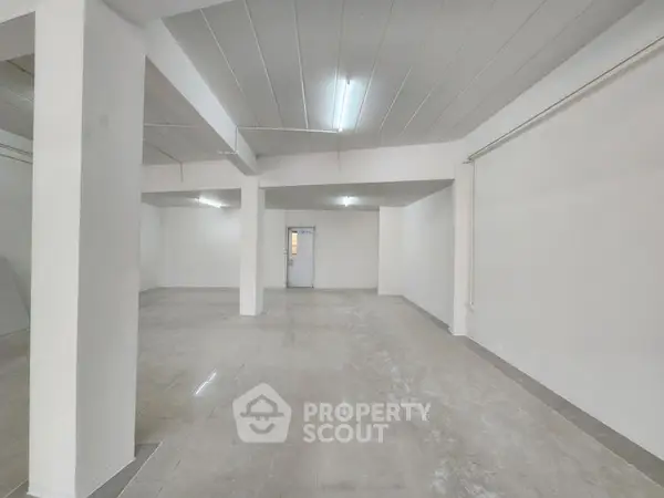 image_rental-27235878