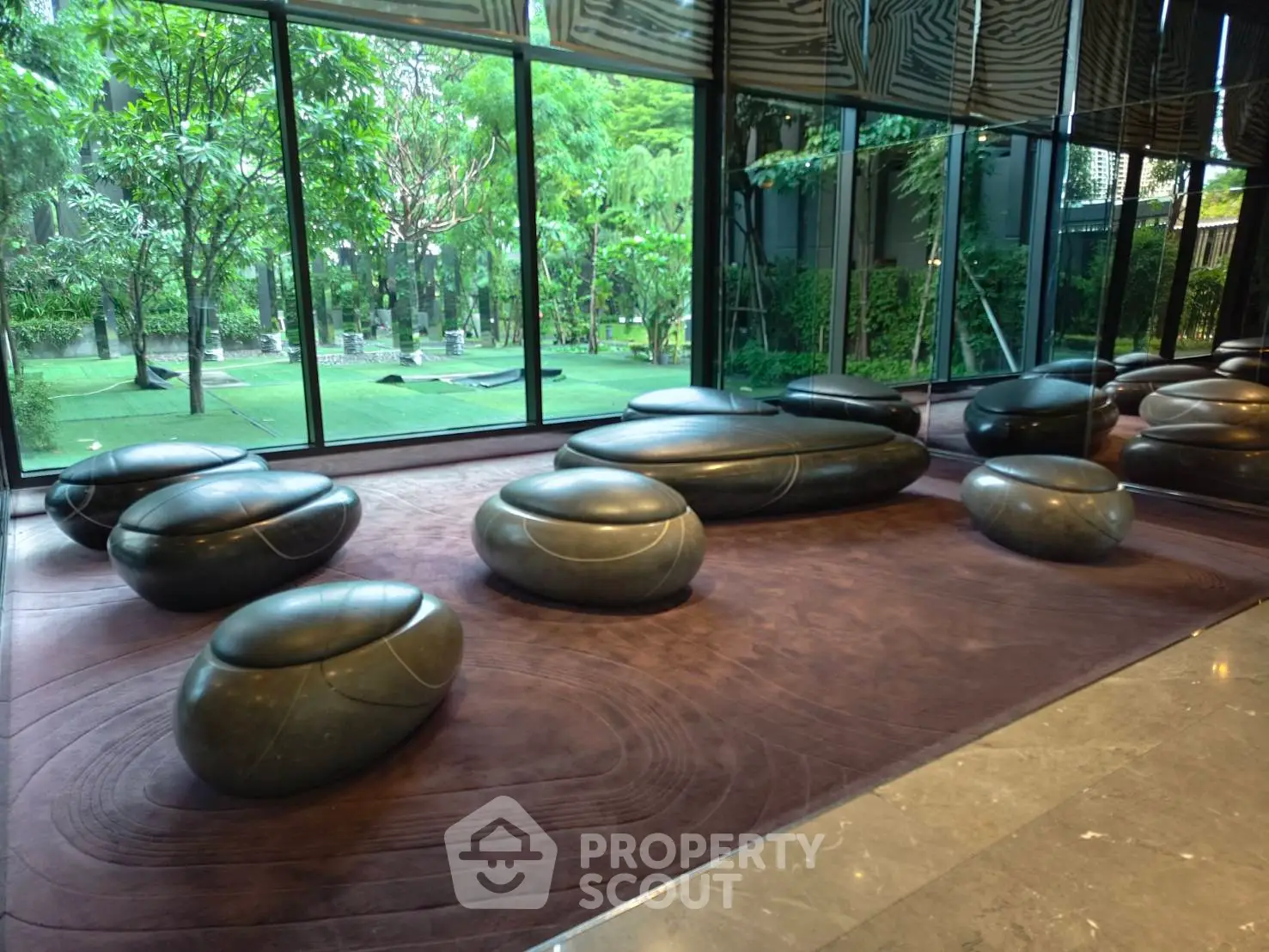 Rhythm Sukhumvit 36-38