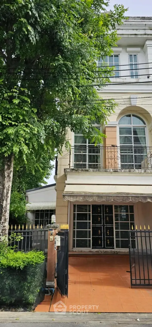 image_rental-28434073