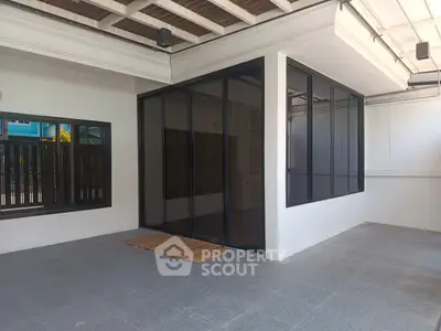 image_rental-31876737