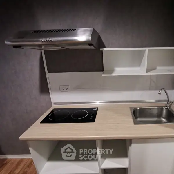 image_rental-8323345