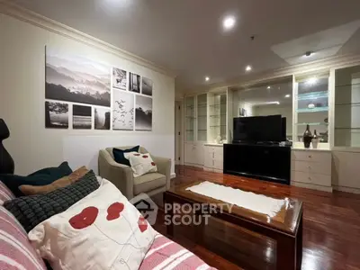 Cozy living room with elegant decor and built-in shelving