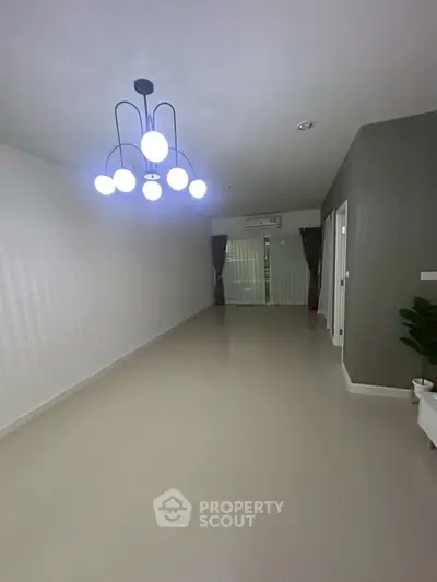 image_rental-27282836