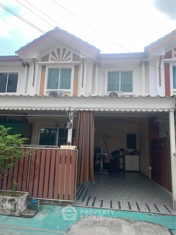 image_rental-28248393