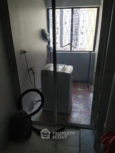  2 Bedrooms Condo -2