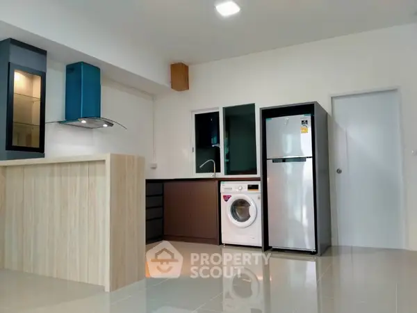 image_rental-11981878