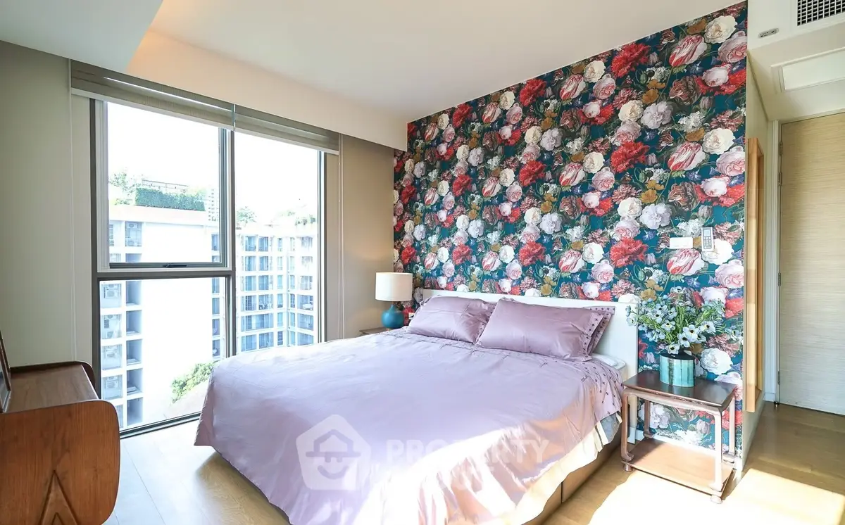 Fully Furnished 2 Bedrooms Condo at Siamese Thirty Nine-1