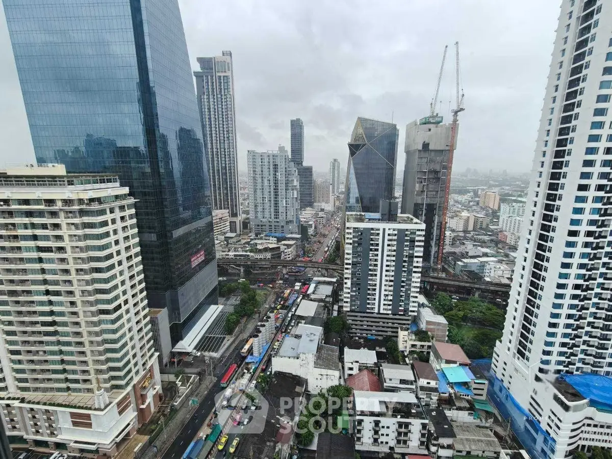 Stunning cityscape view showcasing modern skyscrapers and urban skyline.