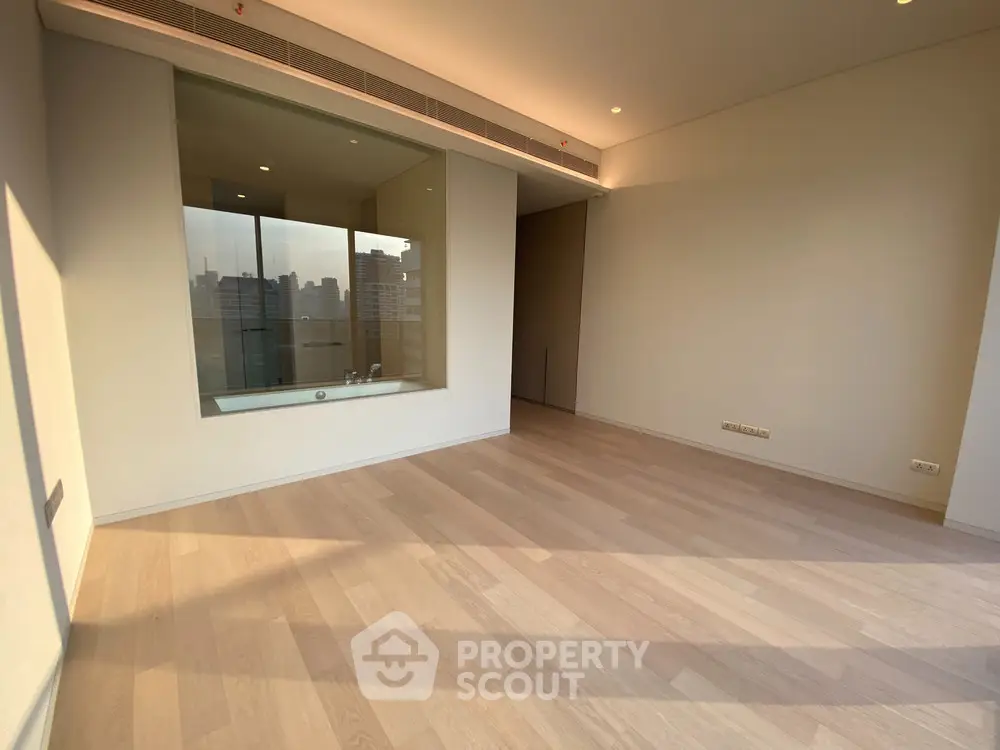 2 Bedrooms Condo at Tela Thonglor 13-1