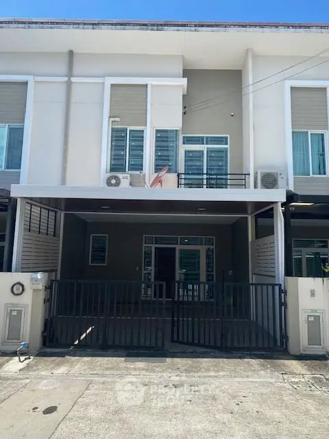 image_rental-25813919