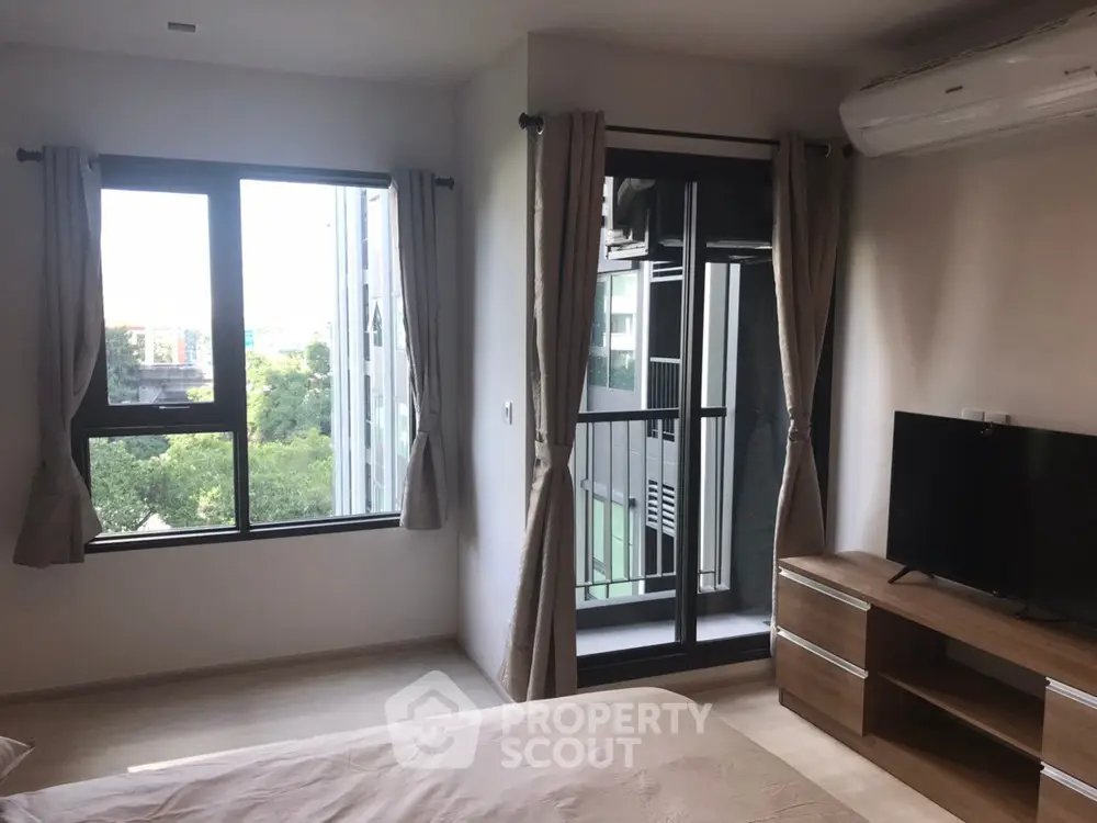  1 Bedroom Condo -1