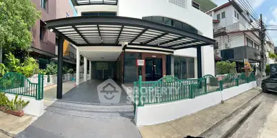 image_rental-27015512