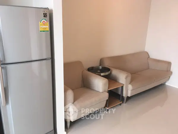 image_rental-8438361