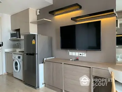 Fully Furnished 1 Bedroom Condo at Ideo Q Chula Samyan-6