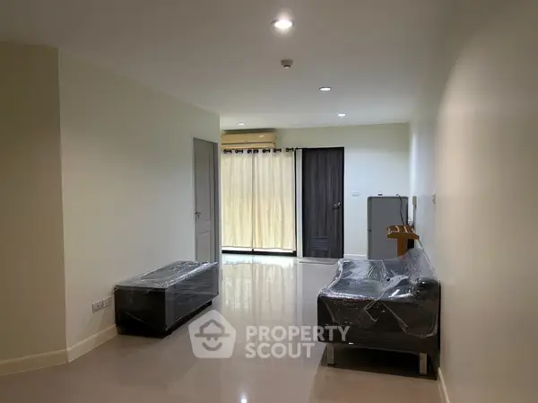 image_rental-17037482