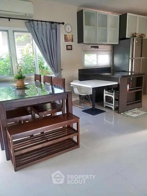 image_rental-28280535