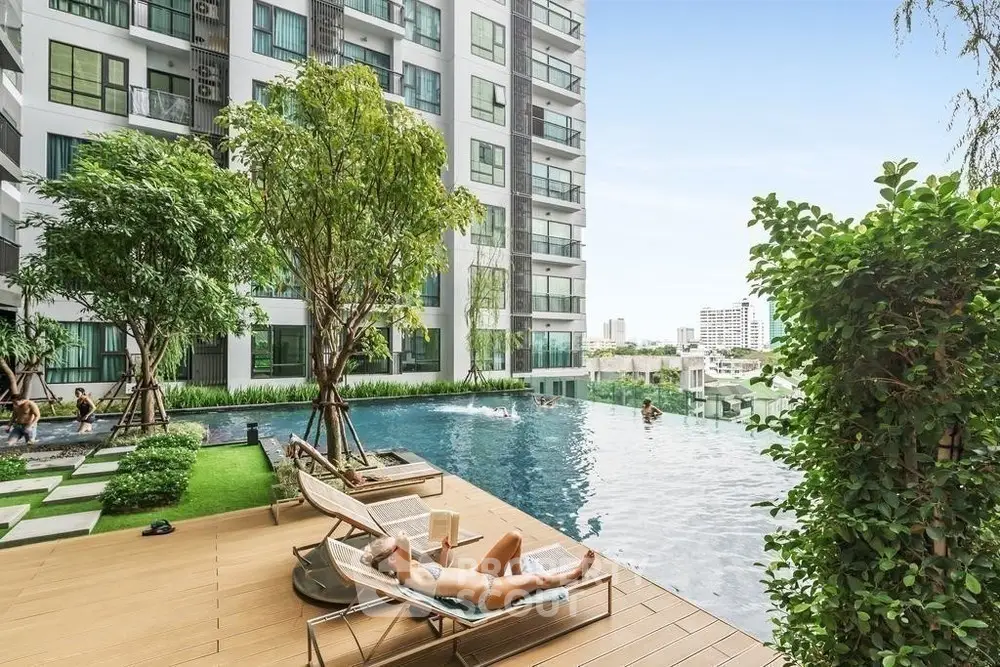  1 Bedroom Condo at Rhythm Sukhumvit 36 38-1