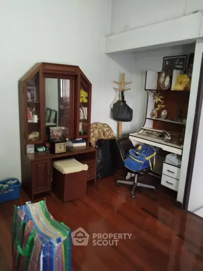 image_rental-26828889