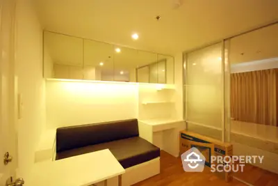  1 Bedroom Condo at Lumpini Place Ratchayothin-2