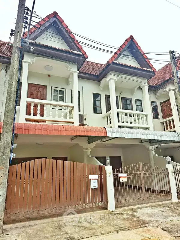 image_rental-28043600