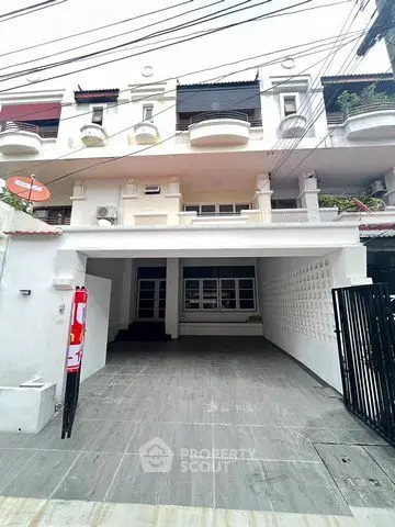 image_rental-29742840