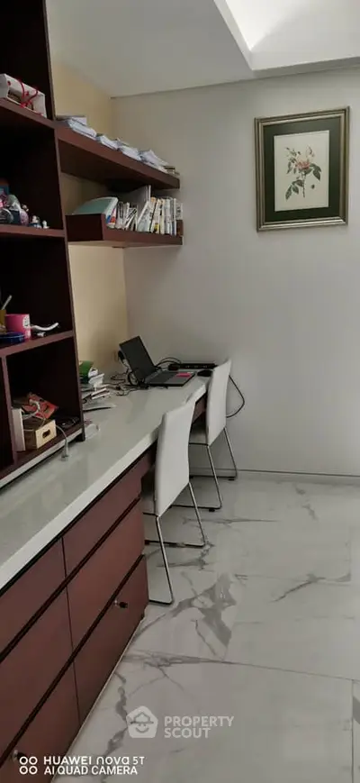  1 Bedroom Condo at Hansar Rajdamri Condominium-2