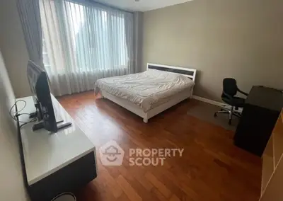 Screenshot 2568-03-24 at 22.02.34.jpg