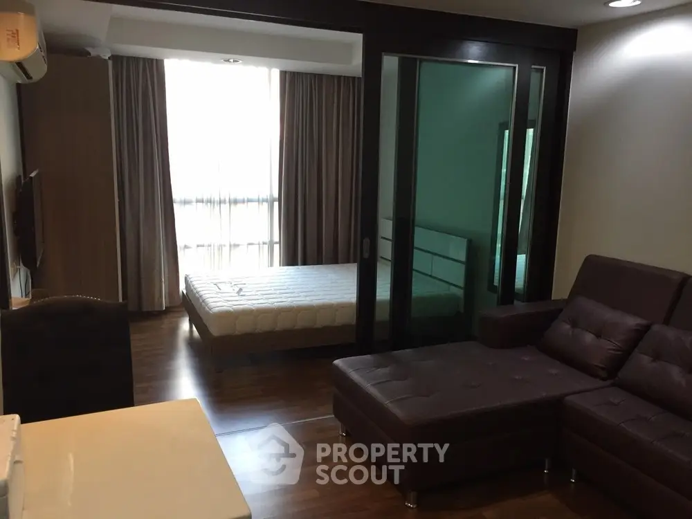 1 Bedroom Condo -1