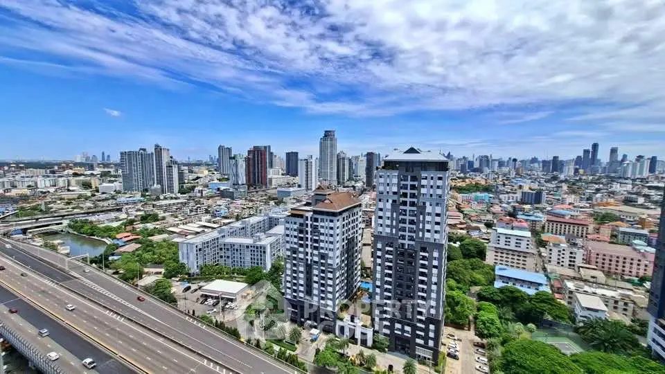 Stunning cityscape view showcasing modern high-rise buildings and vibrant urban skyline.
