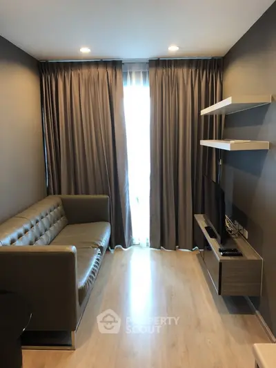  1 Bedroom Condo at Ideo Wutthakat-2