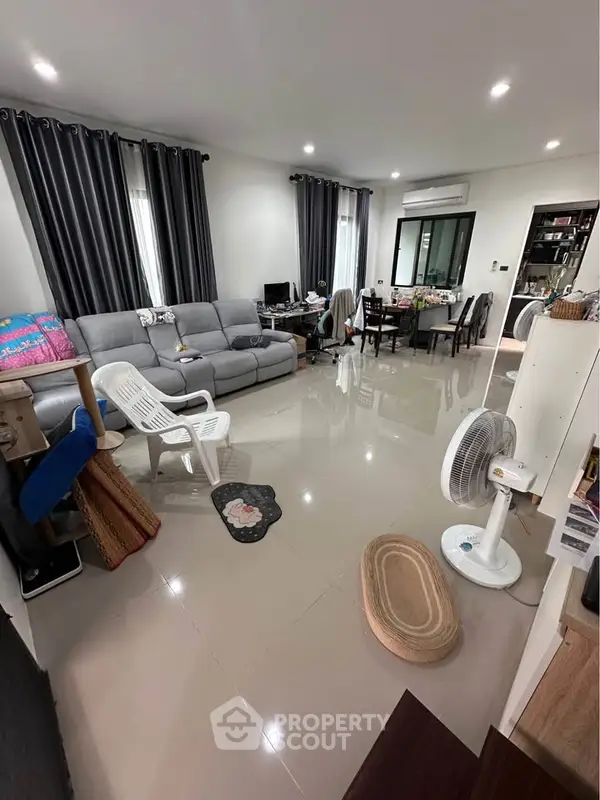 image_rental-26345521