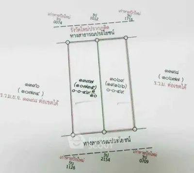 Detailed schematic plan of property boundaries with measurements and annotations.