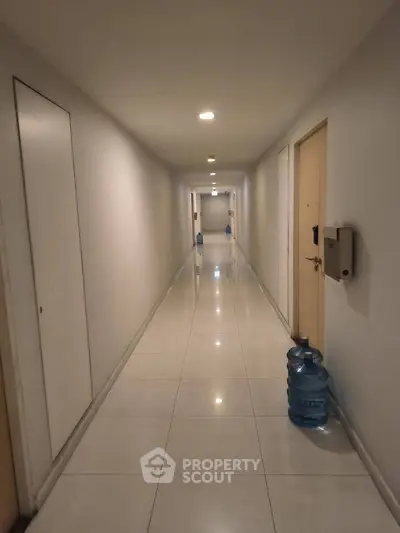 image_rental-28042137