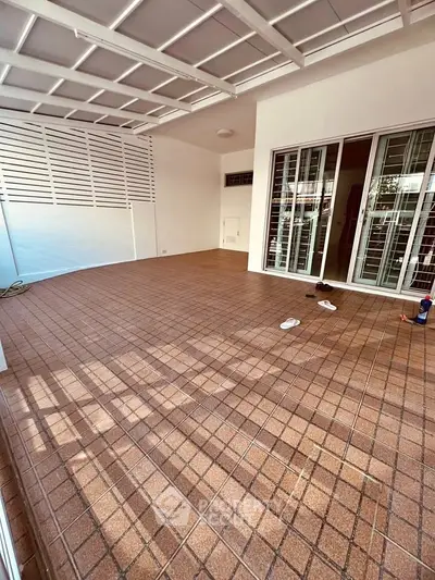 image_rental-28989577