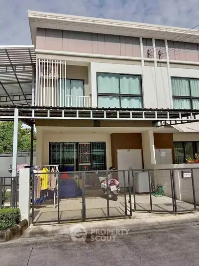 image_rental-27878990