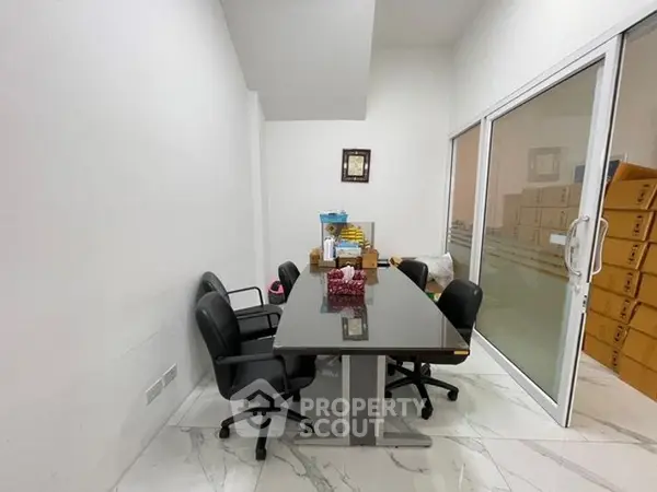 image_rental-27233984